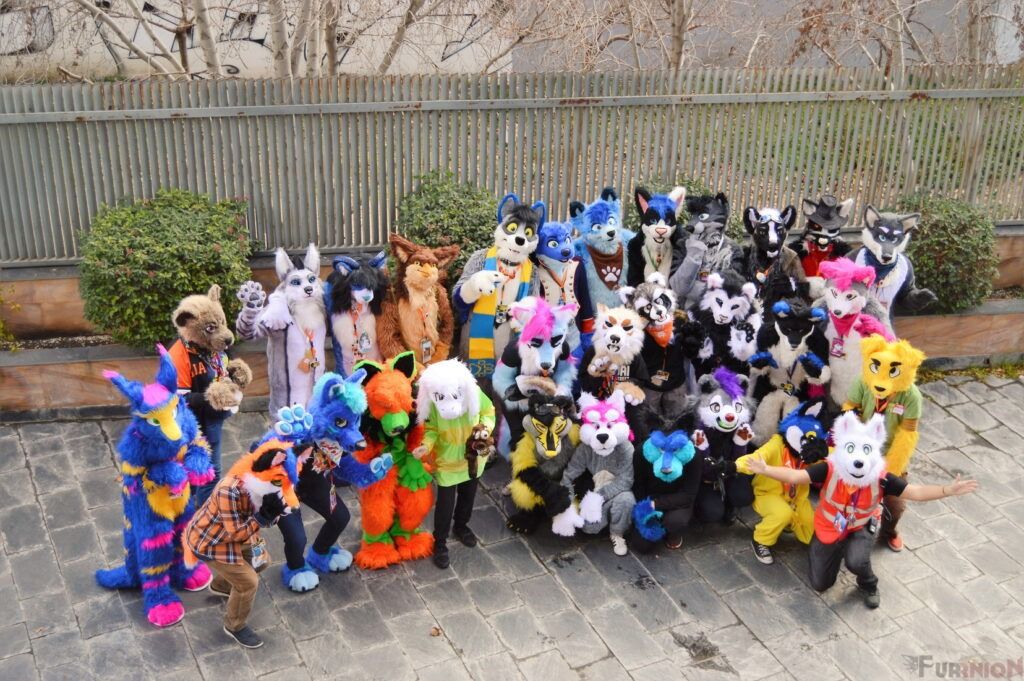 Furrnion Foto di gruppo fursuiter